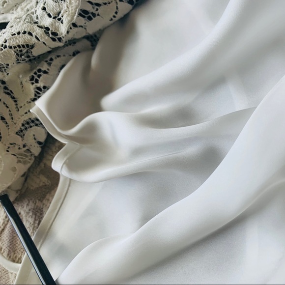 Black & Ivory Lace Floral Dress - Picture 5 of 5